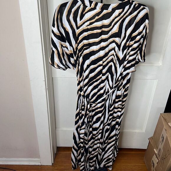 Trina Turk VIVANT MIDI WRAP DRESS Swim Cover Up NWT XS - Picture 6 of 9